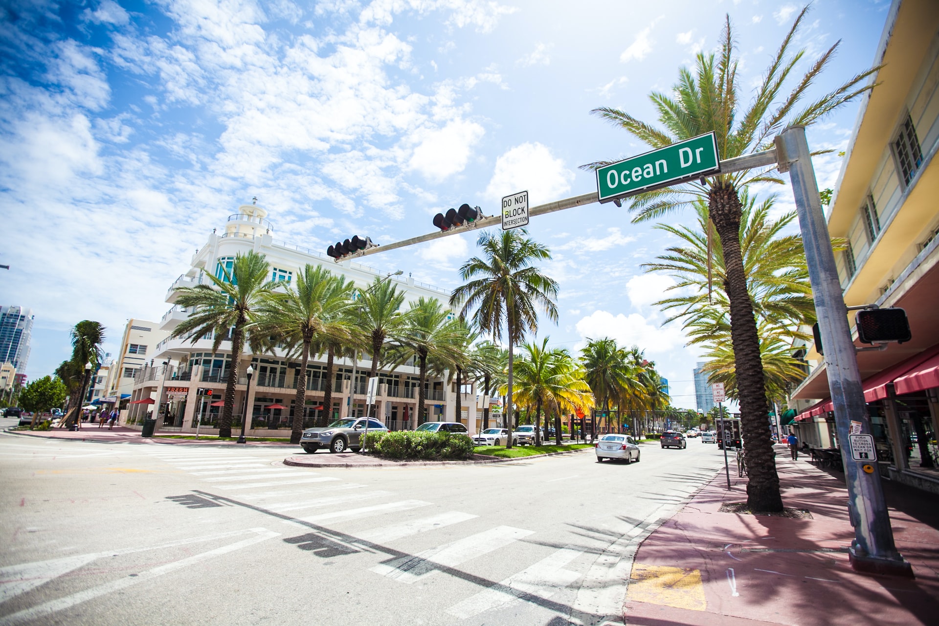 Miami streets on sunny day